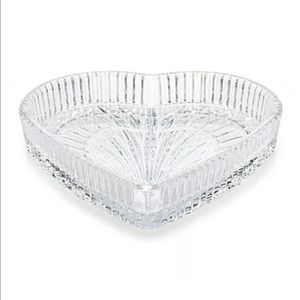 Waterford Accents - Waterford Crystal 8" Heart Tray Waterford Accents - Waterford Crystal 8" Heart Tray